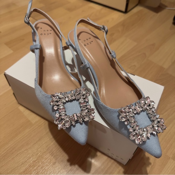 A New Day Women's Blue Embellished Heels Kitten Heel - Picture 4 of 4